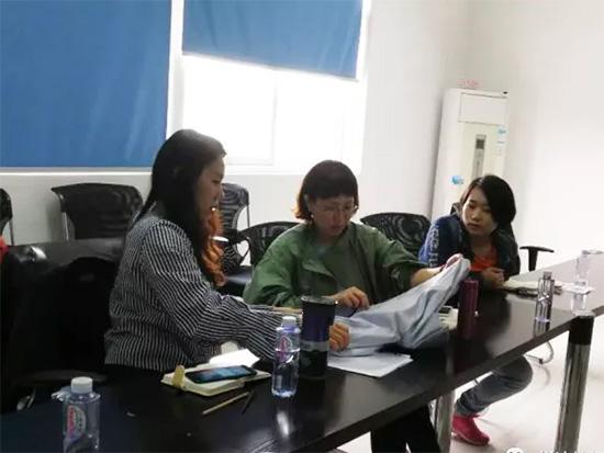 悅達(dá)家紡面料公司召開(kāi)產(chǎn)品技術(shù)交流會(huì)